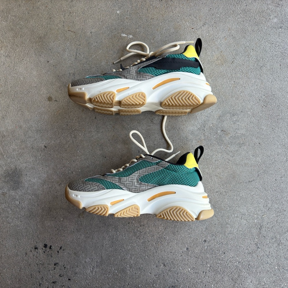 Steve Madden Possession Tennis Shoes